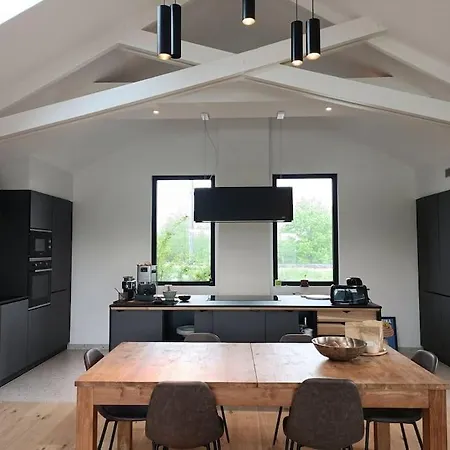 Holiday home 100% Vacation Feeling By The Waterside: Pian'eau