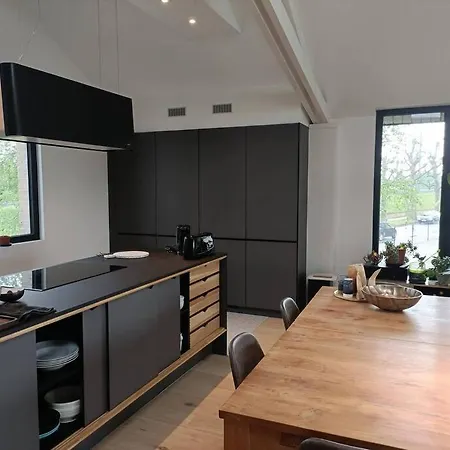 Vakantiehuis 100% Vacation Feeling By The Waterside: Pian'eau Gent