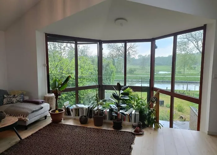 100% Vacation Feeling By The Waterside: Pian'eau *